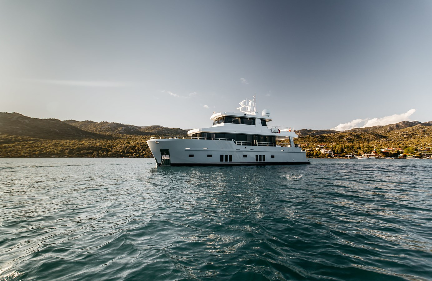 https://arconyachts.ams3.digitaloceanspaces.com/92287/conversions/large_4525520-optimize.jpg