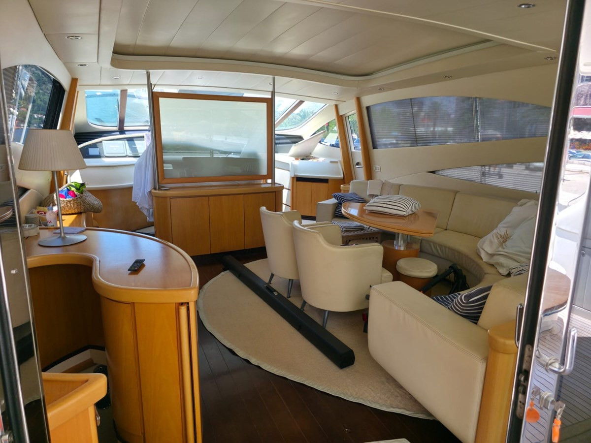 https://arconyachts.ams3.digitaloceanspaces.com/92424/conversions/large_4719073-optimize.jpg