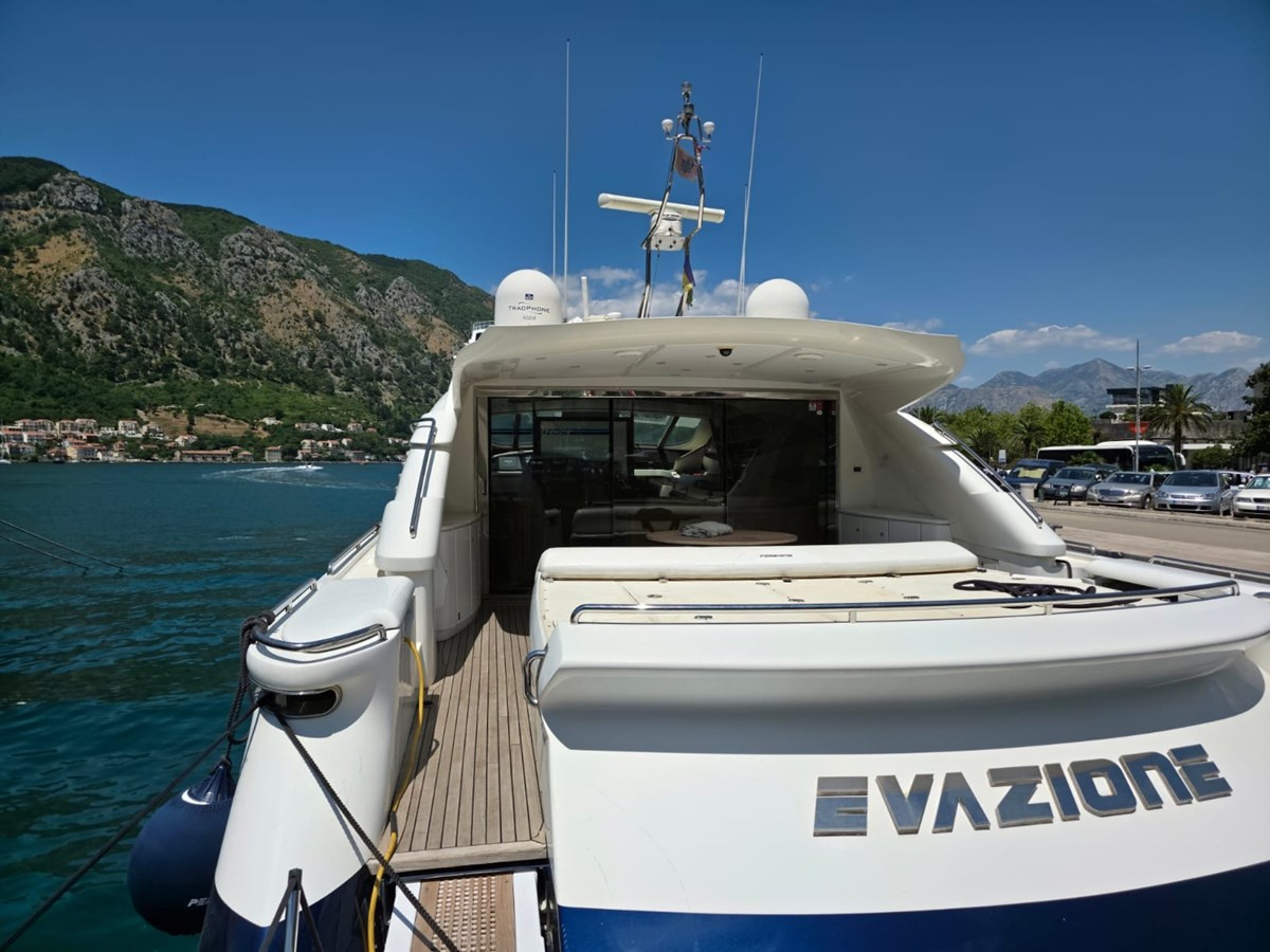 https://arconyachts.ams3.digitaloceanspaces.com/92434/conversions/large_4719077-optimize.jpg
