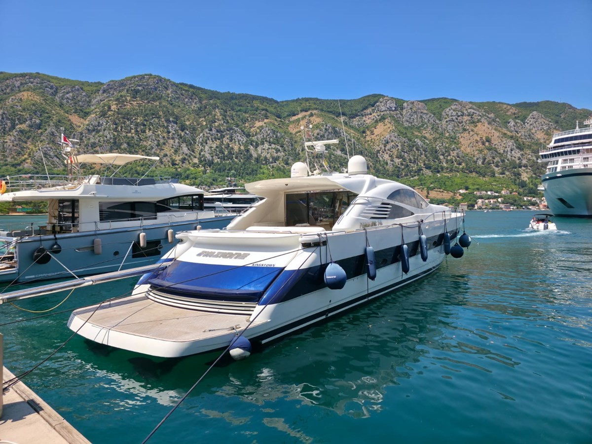 https://arconyachts.ams3.digitaloceanspaces.com/92452/conversions/large_4719083-optimize.jpg