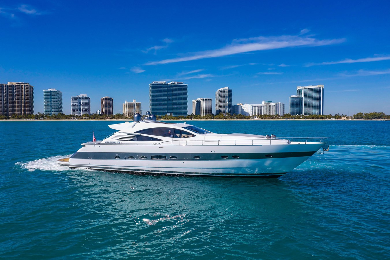 https://arconyachts.ams3.digitaloceanspaces.com/92546/conversions/large_3171885-optimize.jpg
