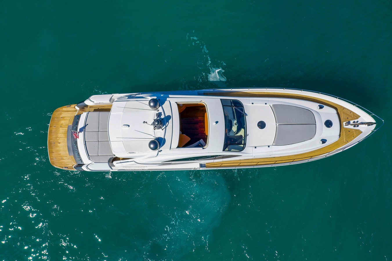 https://arconyachts.ams3.digitaloceanspaces.com/92552/conversions/large_3171887-optimize.jpg