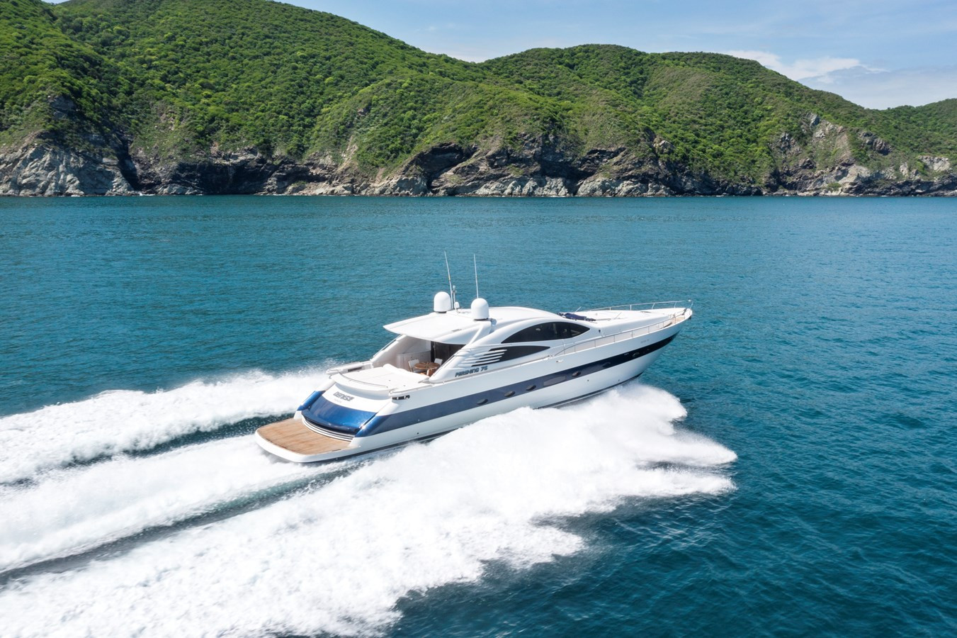 https://arconyachts.ams3.digitaloceanspaces.com/92595/conversions/large_3771108-optimize.jpg