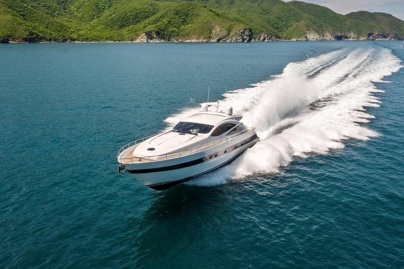 https://arconyachts.ams3.digitaloceanspaces.com/92604/conversions/large_3771107-optimize.jpg