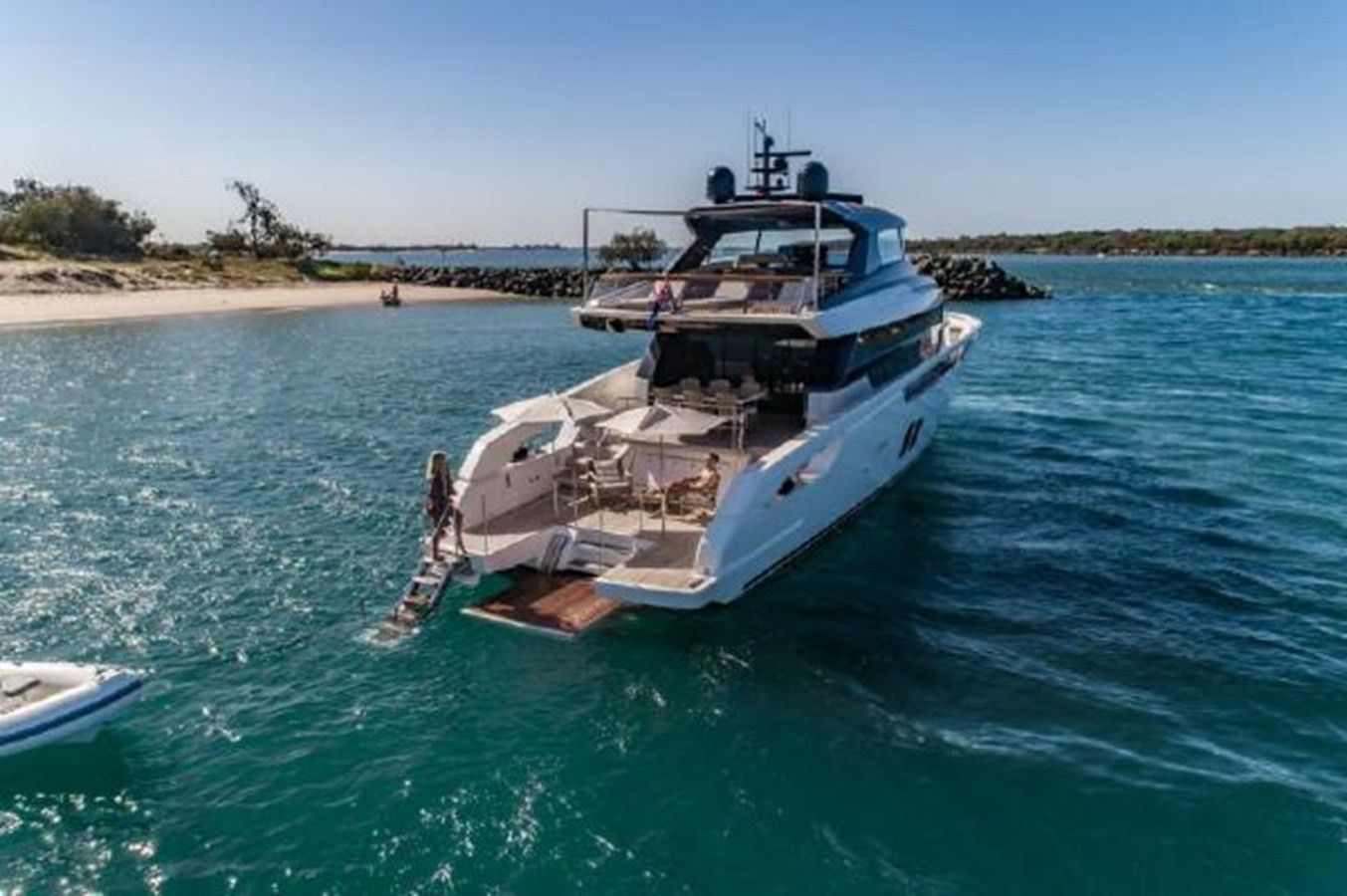 2021 SANLORENZO SX76