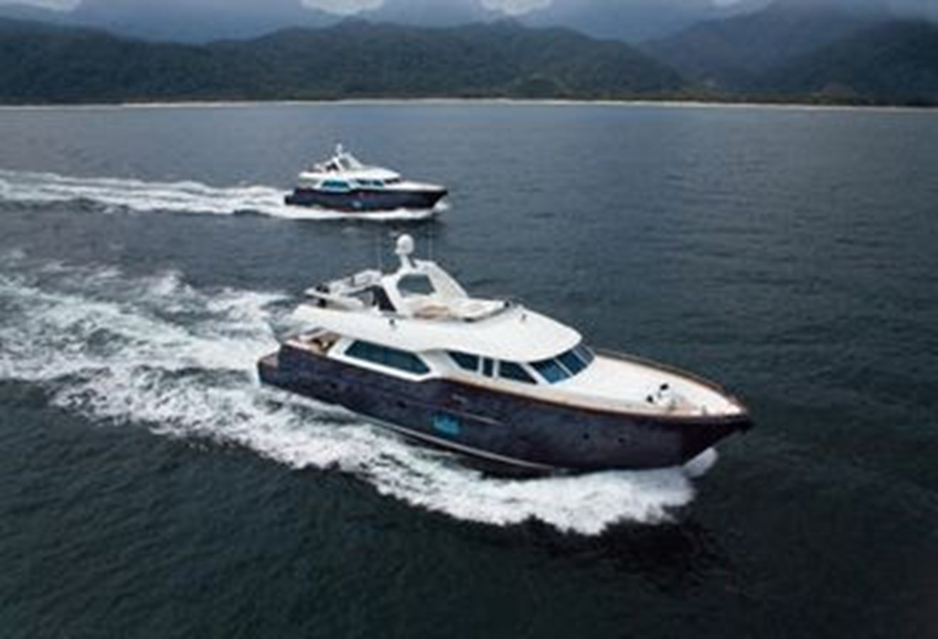 https://arconyachts.ams3.digitaloceanspaces.com/92671/conversions/large_3999293-optimize.jpg