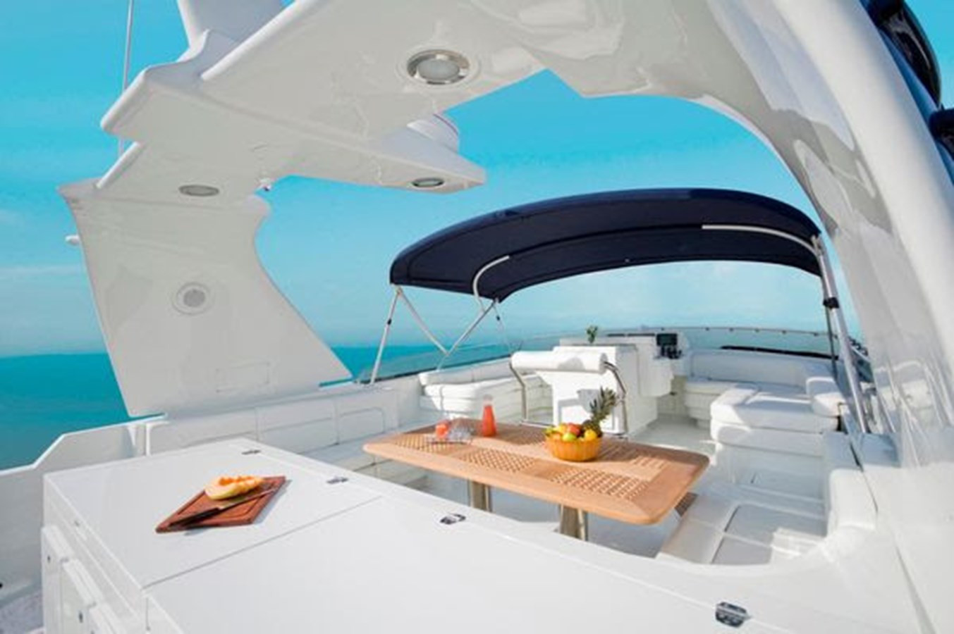 https://arconyachts.ams3.digitaloceanspaces.com/92704/conversions/large_3999305-optimize.jpg