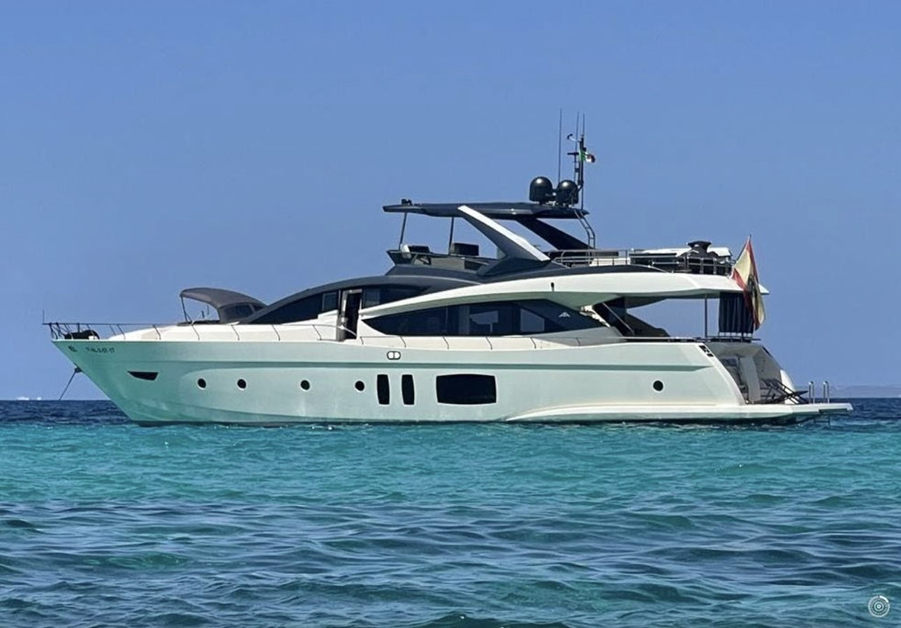 https://arconyachts.ams3.digitaloceanspaces.com/92913/conversions/large_4294833-optimize.jpg