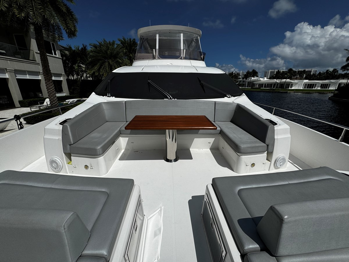 https://arconyachts.ams3.digitaloceanspaces.com/93072/conversions/large_4390633-optimize.jpg