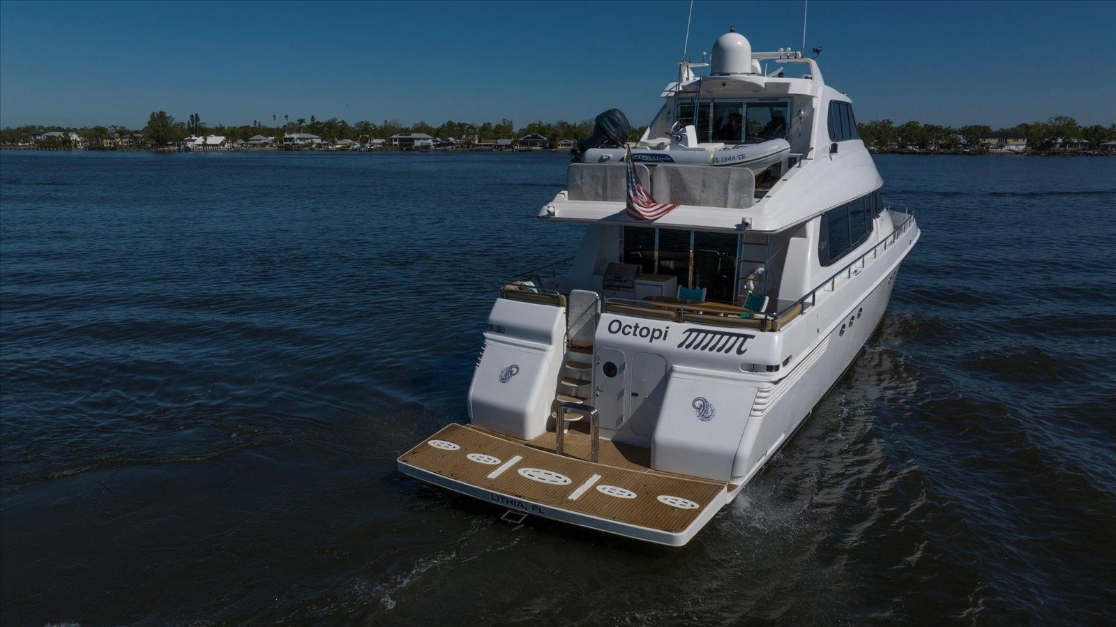 https://arconyachts.ams3.digitaloceanspaces.com/93121/conversions/large_4610908-optimize.jpg