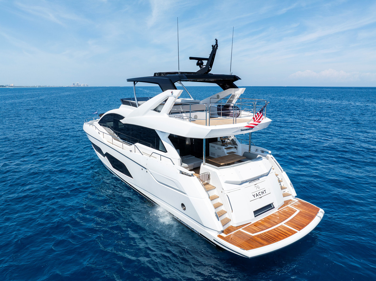 https://arconyachts.ams3.digitaloceanspaces.com/93149/conversions/large_4855961-optimize.jpg
