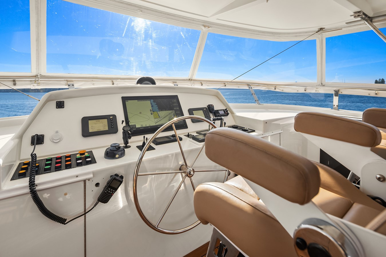 https://arconyachts.ams3.digitaloceanspaces.com/93209/conversions/large_4818182-optimize.jpg