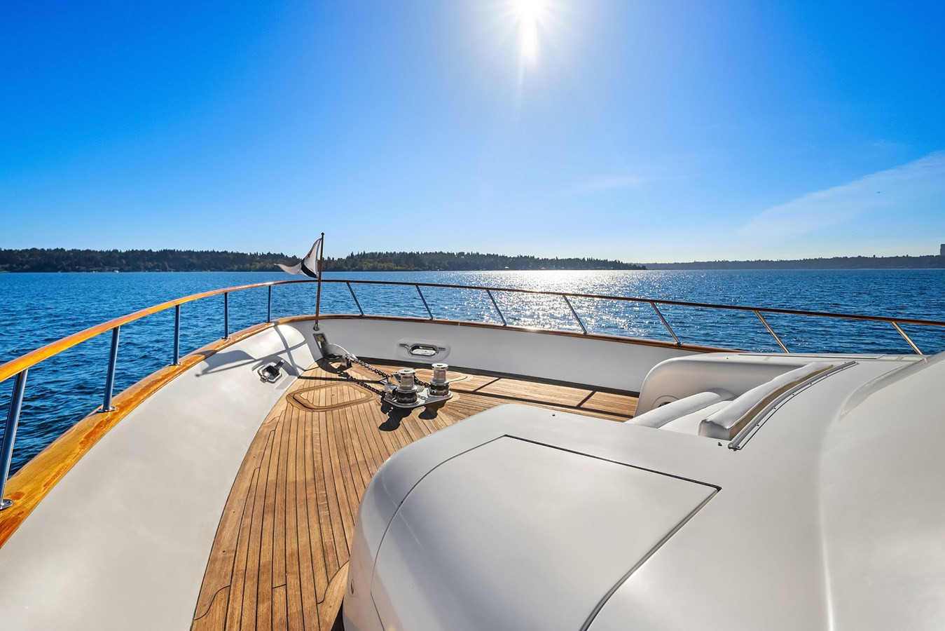 https://arconyachts.ams3.digitaloceanspaces.com/93265/conversions/large_4815349-optimize.jpg