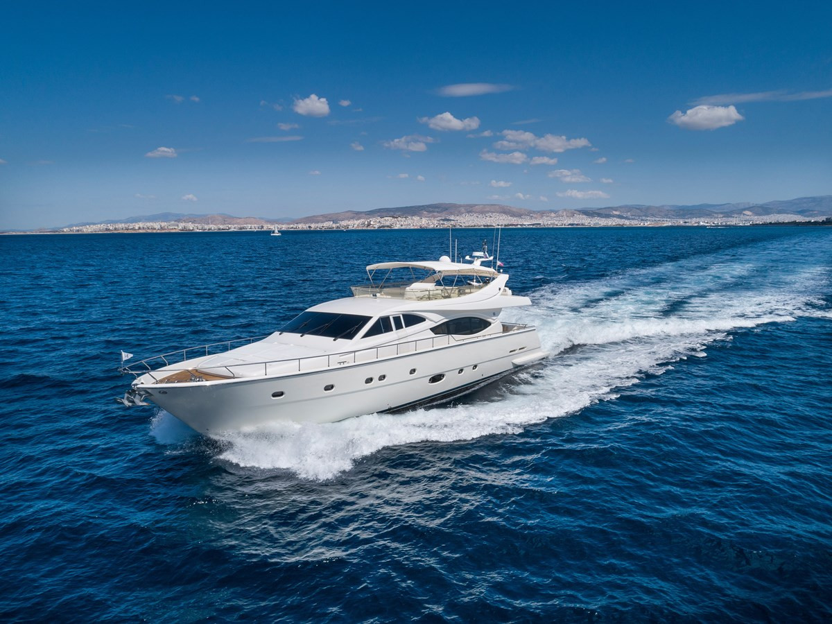 https://arconyachts.ams3.digitaloceanspaces.com/93274/conversions/large_4186694-optimize.jpg