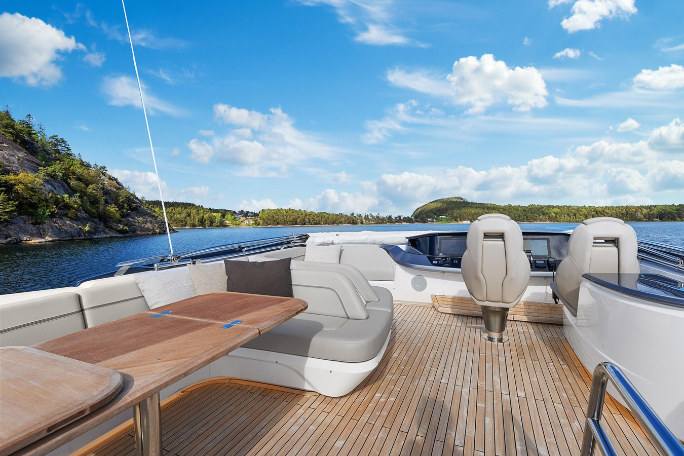 https://arconyachts.ams3.digitaloceanspaces.com/93365/conversions/large_4679035-optimize.jpg