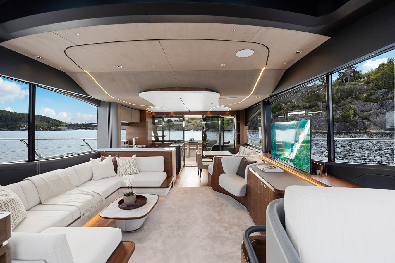 https://arconyachts.ams3.digitaloceanspaces.com/93436/conversions/large_4679059-optimize.jpg