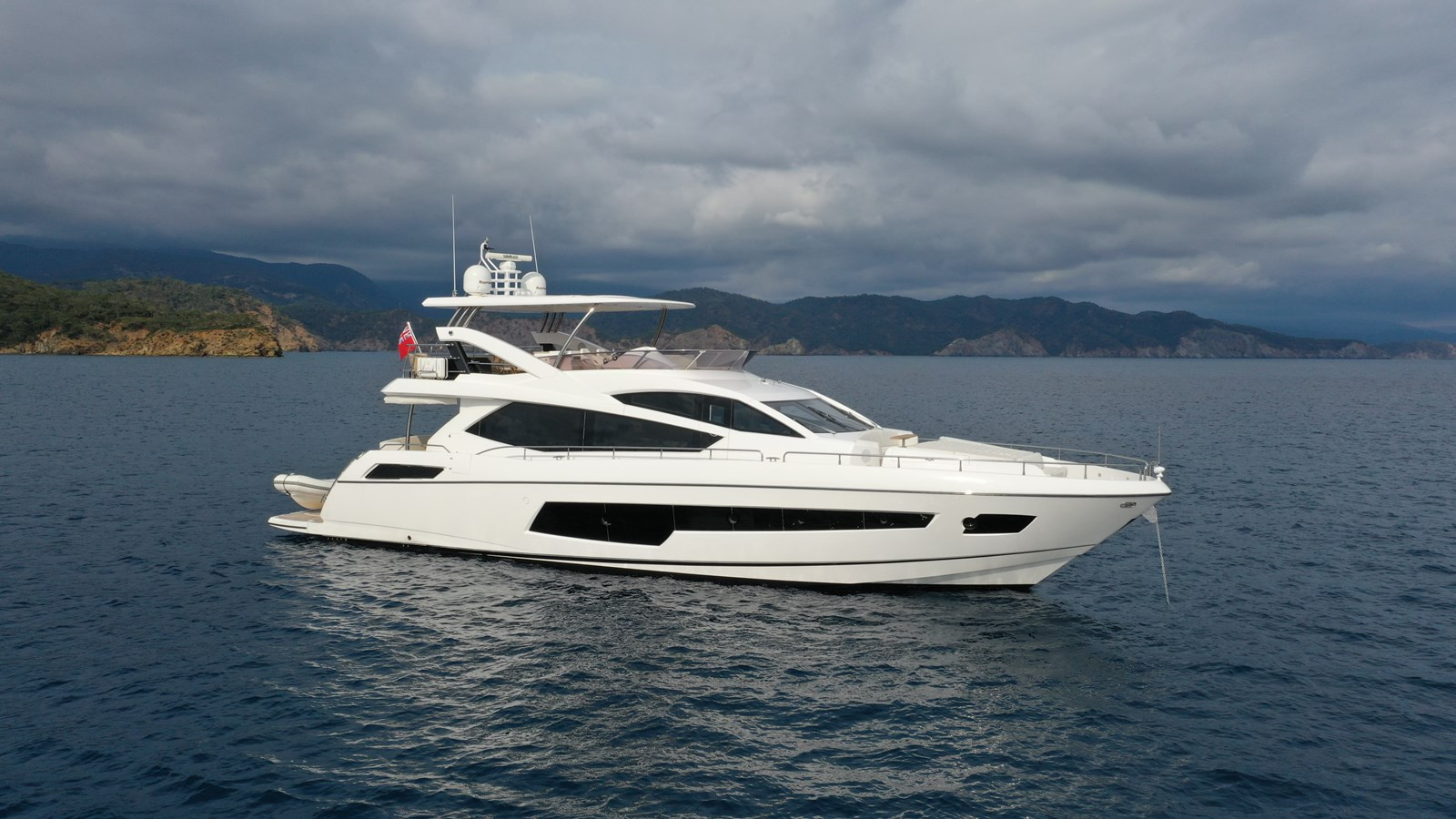 https://arconyachts.ams3.digitaloceanspaces.com/93555/conversions/large_4560911-optimize.jpg