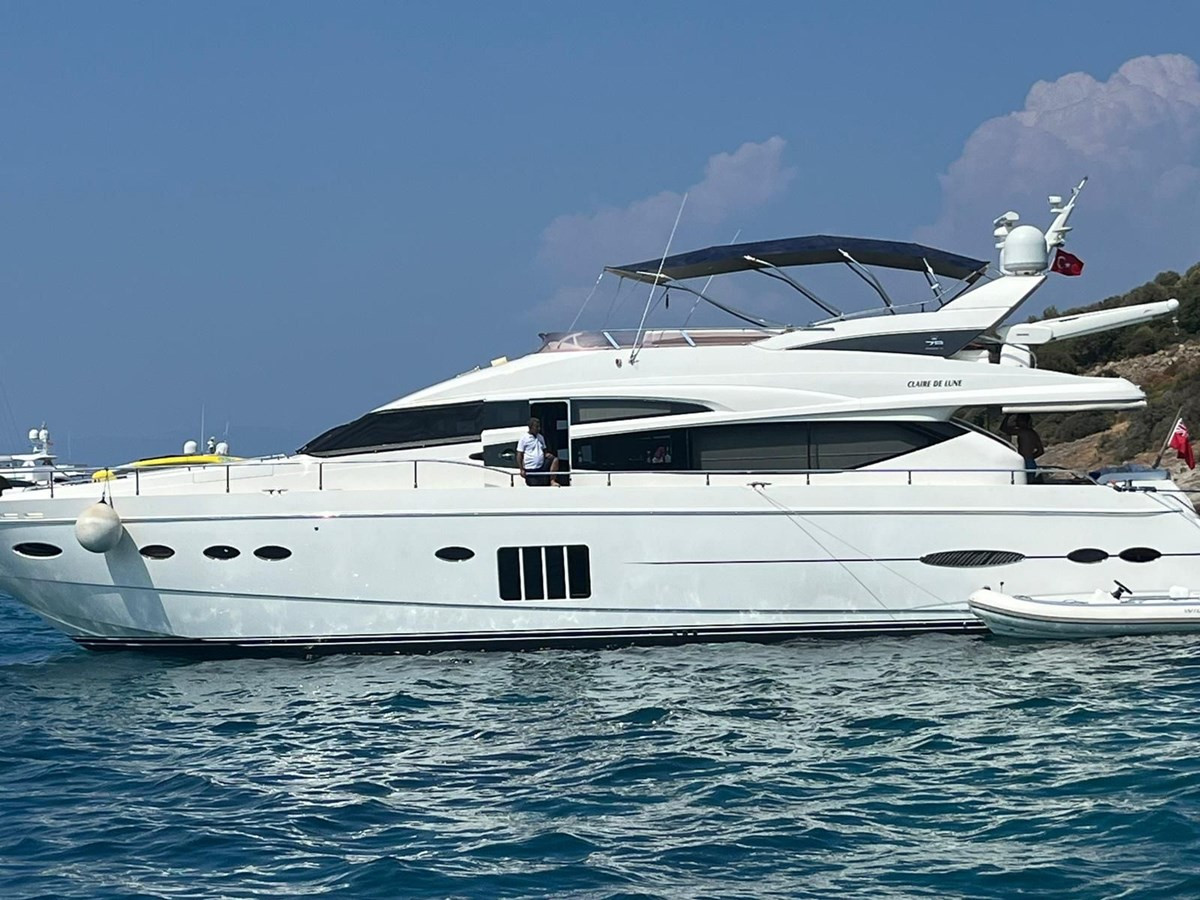 https://arconyachts.ams3.digitaloceanspaces.com/93723/conversions/large_4725766-optimize.jpg