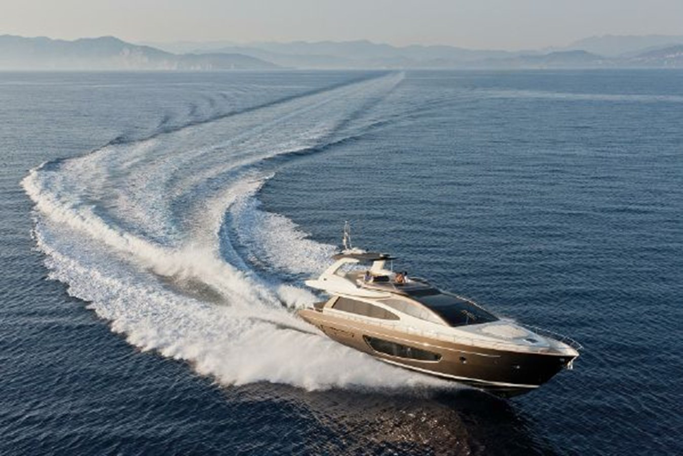 https://arconyachts.ams3.digitaloceanspaces.com/93929/conversions/large_2755113-optimize.jpg