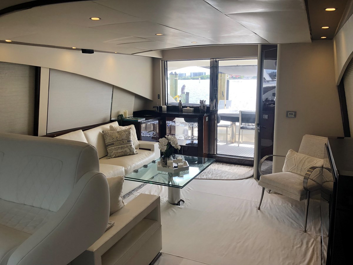https://arconyachts.ams3.digitaloceanspaces.com/94079/conversions/large_3819759-optimize.jpg