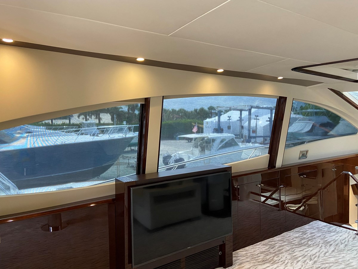 https://arconyachts.ams3.digitaloceanspaces.com/94088/conversions/large_3819762-optimize.jpg