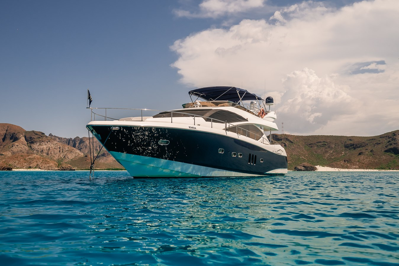 https://arconyachts.ams3.digitaloceanspaces.com/94190/conversions/large_3921597-optimize.jpg