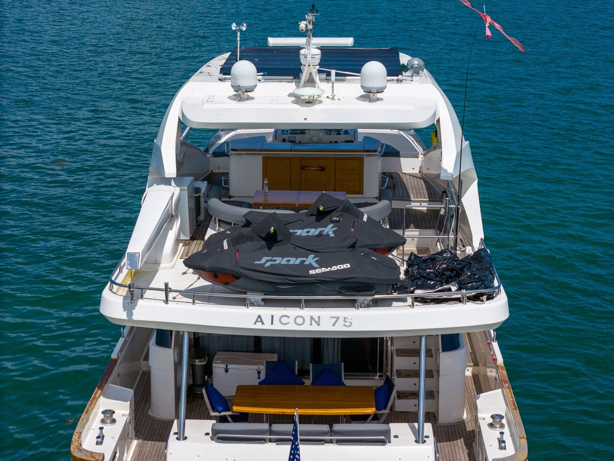 https://arconyachts.ams3.digitaloceanspaces.com/94238/conversions/large_4295790-optimize.jpg