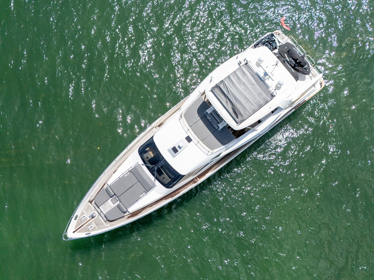https://arconyachts.ams3.digitaloceanspaces.com/94257/conversions/large_4295797-optimize.jpg