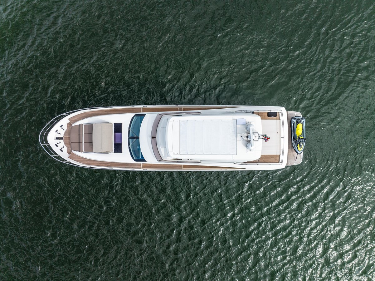 https://arconyachts.ams3.digitaloceanspaces.com/94367/conversions/large_4379308-optimize.jpg