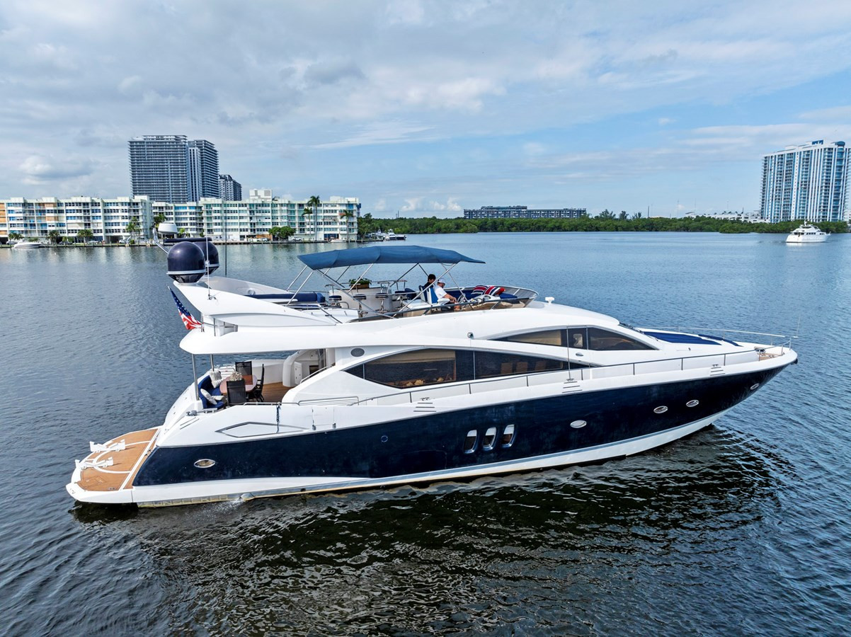 https://arconyachts.ams3.digitaloceanspaces.com/94399/conversions/large_4397516-optimize.jpg