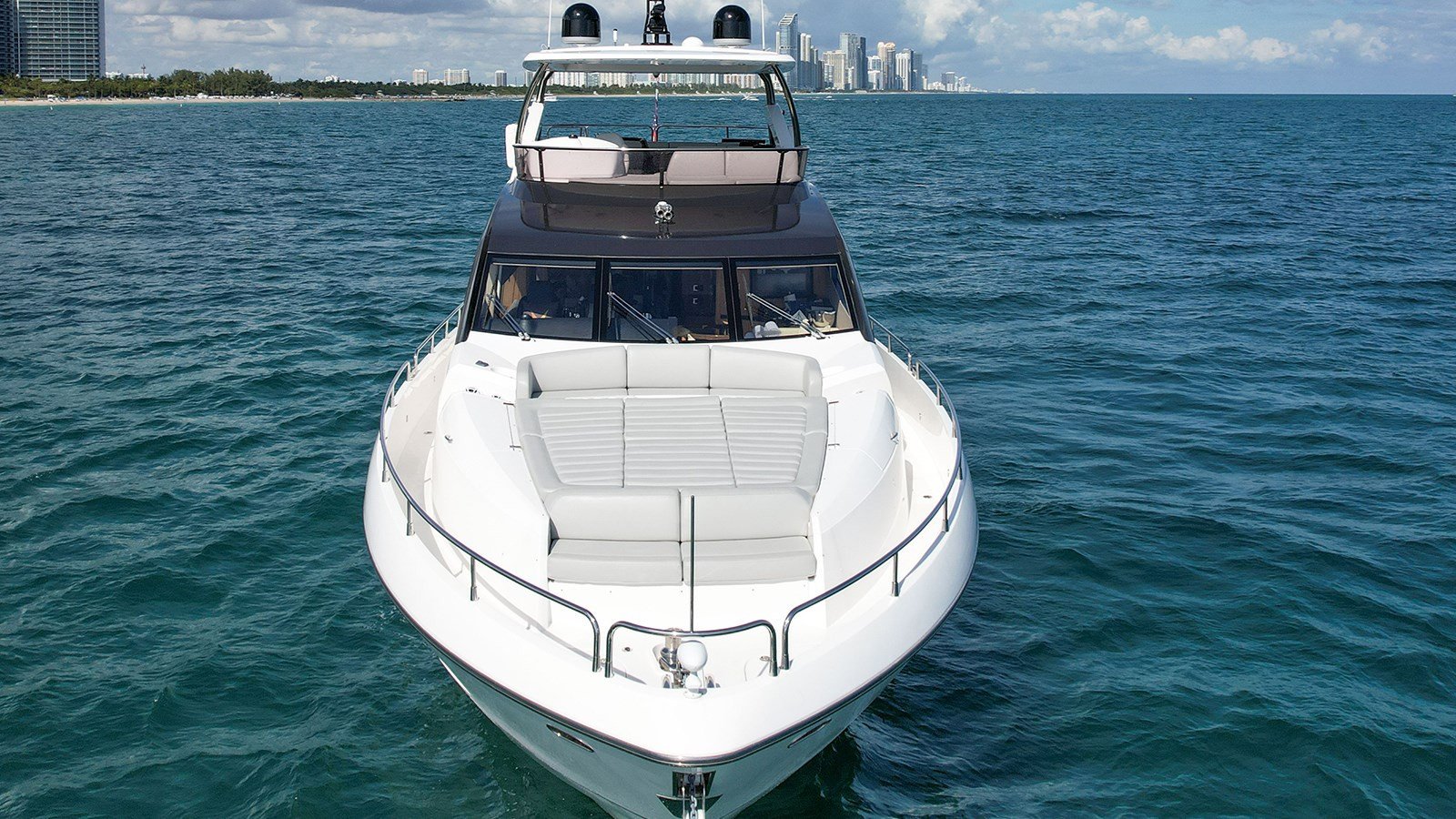 https://arconyachts.ams3.digitaloceanspaces.com/94585/conversions/large_4718143-optimize.jpg