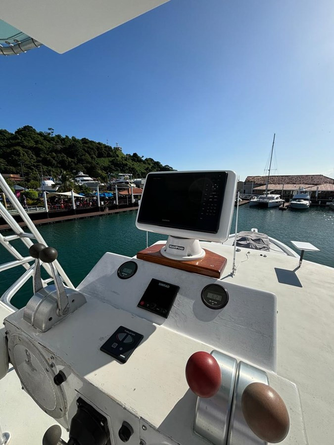 https://arconyachts.ams3.digitaloceanspaces.com/94587/conversions/large_4496249-optimize.jpg
