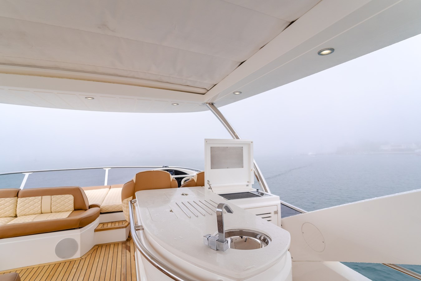 https://arconyachts.ams3.digitaloceanspaces.com/94614/conversions/large_4633494-optimize.jpg