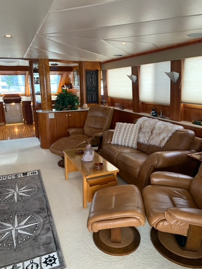 https://arconyachts.ams3.digitaloceanspaces.com/94784/conversions/large_4752105-optimize.jpg