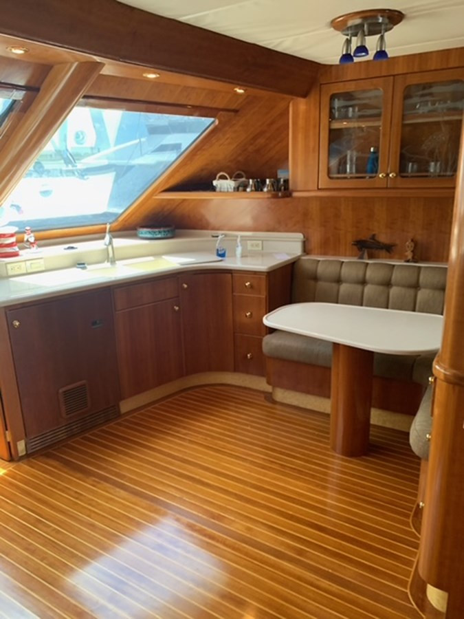 https://arconyachts.ams3.digitaloceanspaces.com/94801/conversions/large_4752112-optimize.jpg