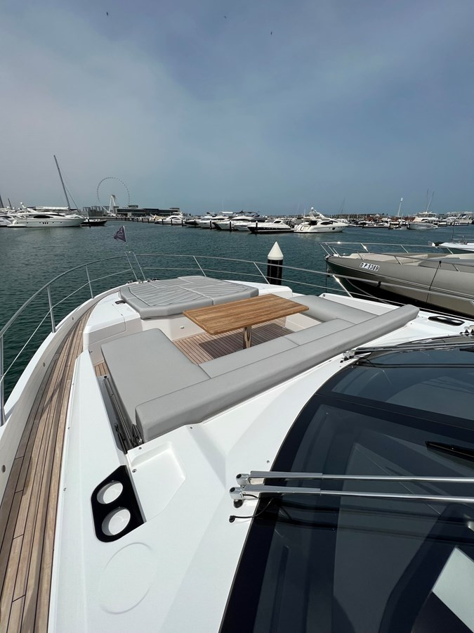 https://arconyachts.ams3.digitaloceanspaces.com/95098/conversions/large_4156295-optimize.jpg