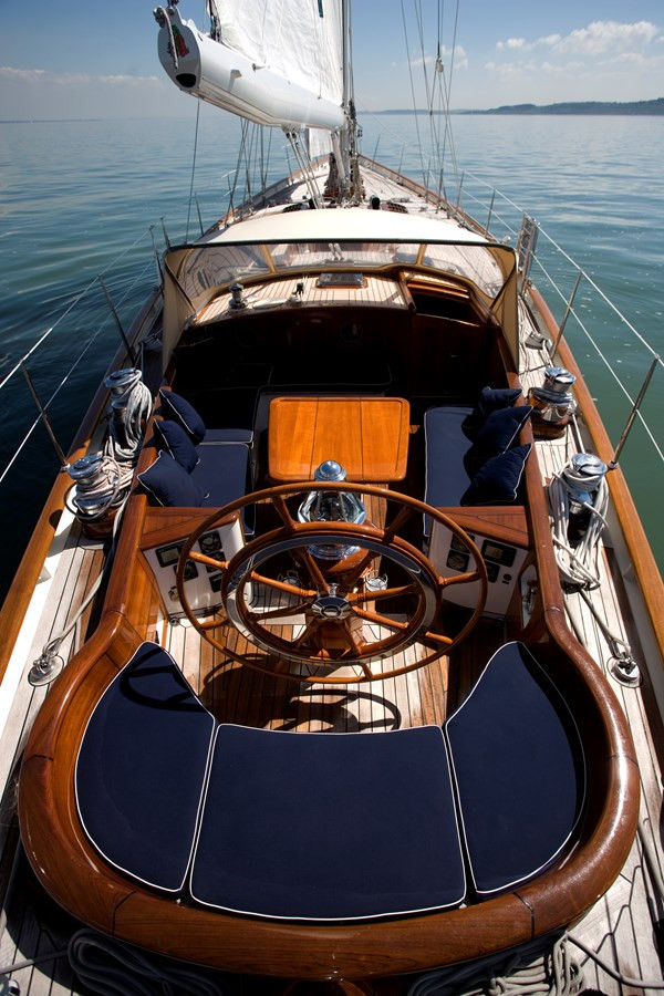 https://arconyachts.ams3.digitaloceanspaces.com/95100/conversions/large_3328543-optimize.jpg