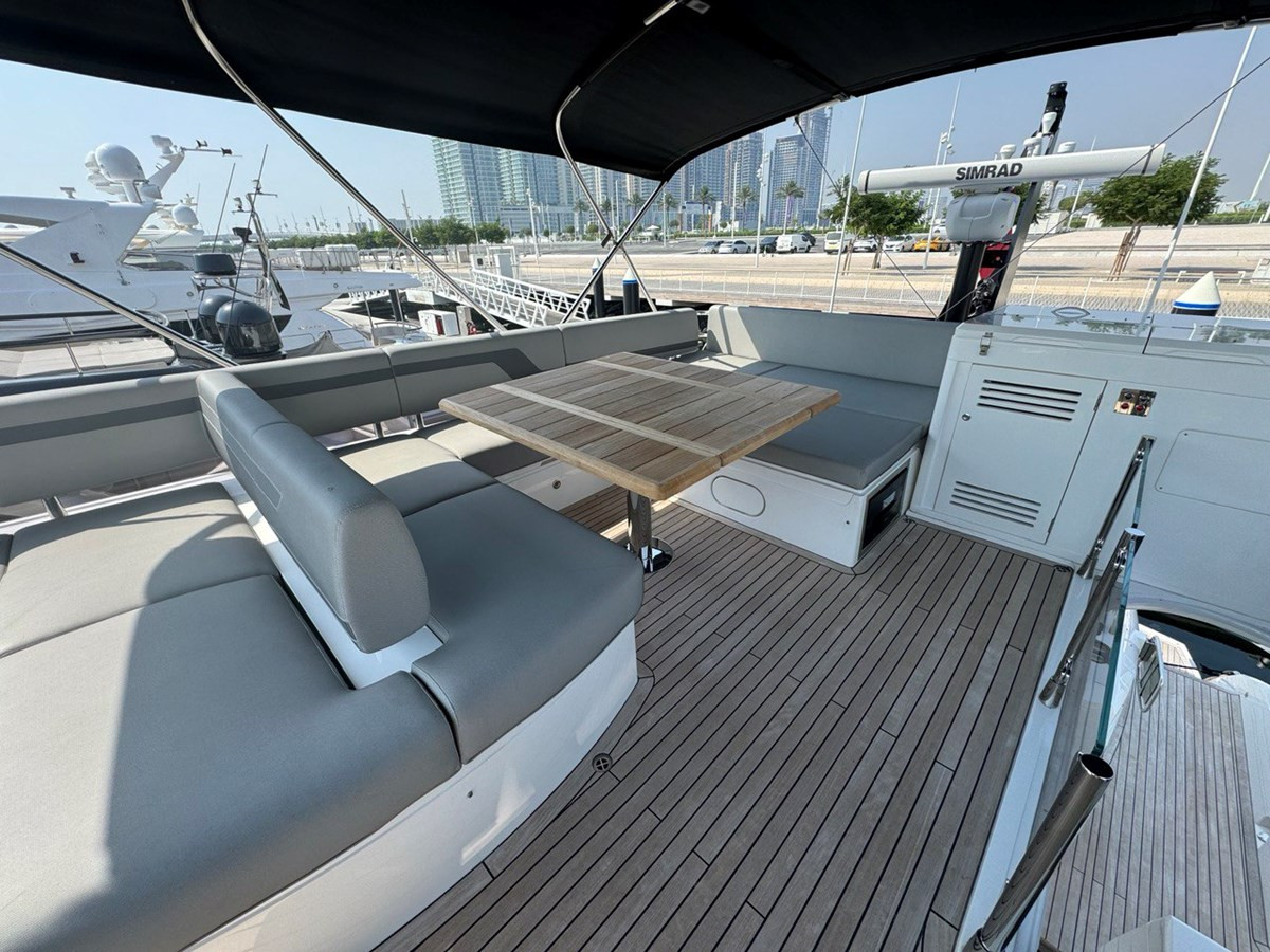 https://arconyachts.ams3.digitaloceanspaces.com/95101/conversions/large_4217265-optimize.jpg
