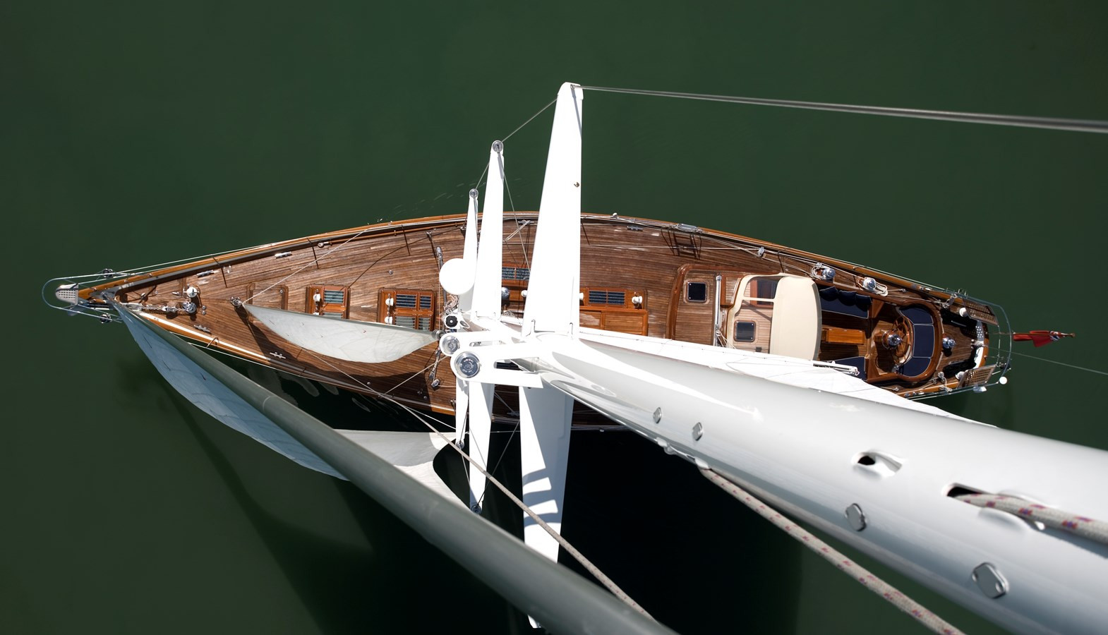 https://arconyachts.ams3.digitaloceanspaces.com/95103/conversions/large_3328544-optimize.jpg
