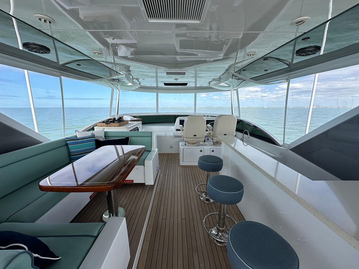 https://arconyachts.ams3.digitaloceanspaces.com/95240/conversions/large_4441199-optimize.jpg