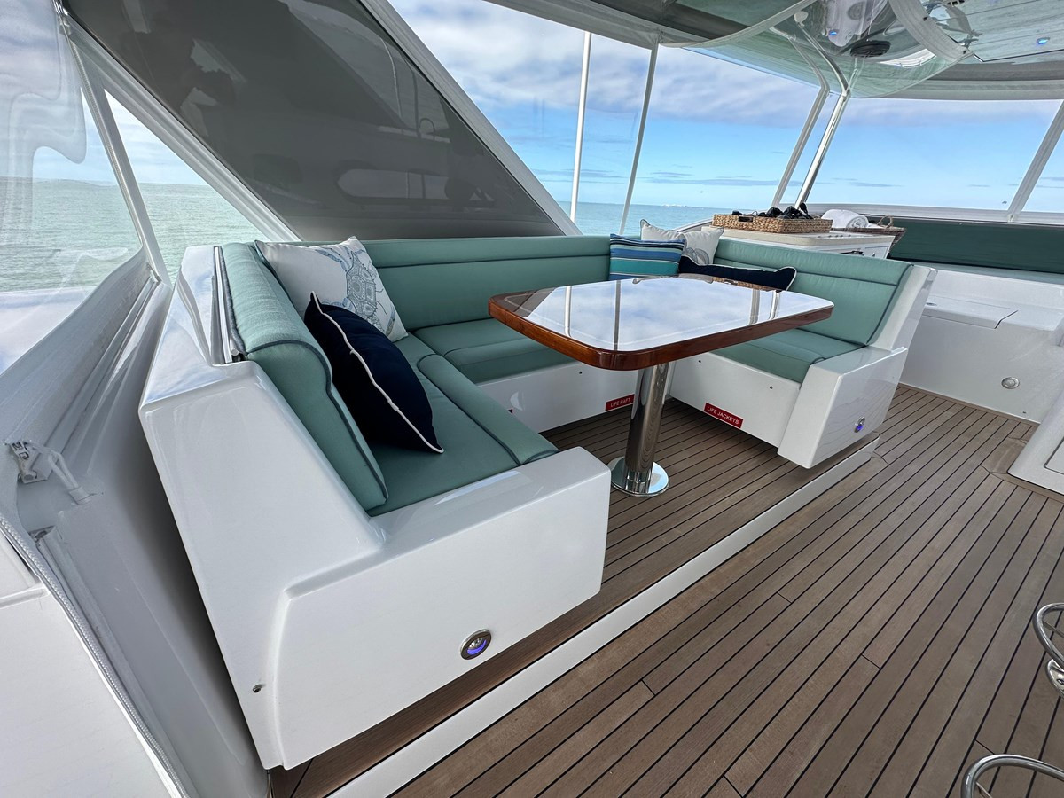 https://arconyachts.ams3.digitaloceanspaces.com/95246/conversions/large_4441201-optimize.jpg