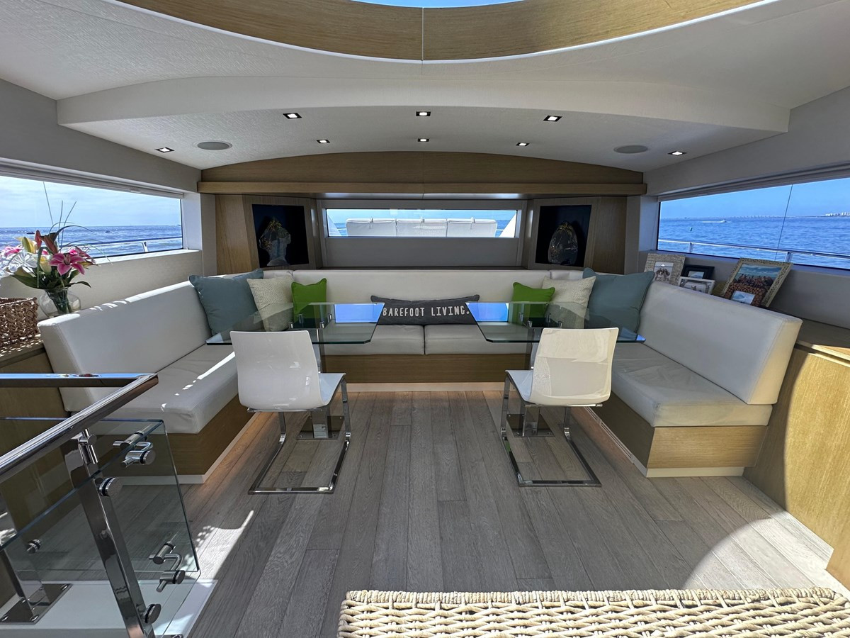 https://arconyachts.ams3.digitaloceanspaces.com/95288/conversions/large_4441215-optimize.jpg