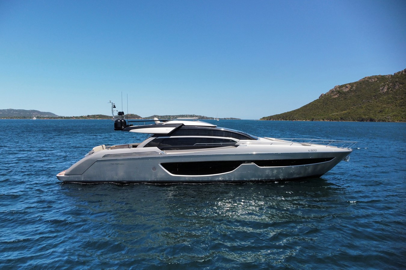 https://arconyachts.ams3.digitaloceanspaces.com/95385/conversions/large_4713104-optimize.jpg