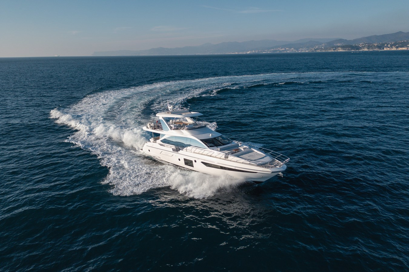 https://arconyachts.ams3.digitaloceanspaces.com/95647/conversions/large_4722223-optimize.jpg