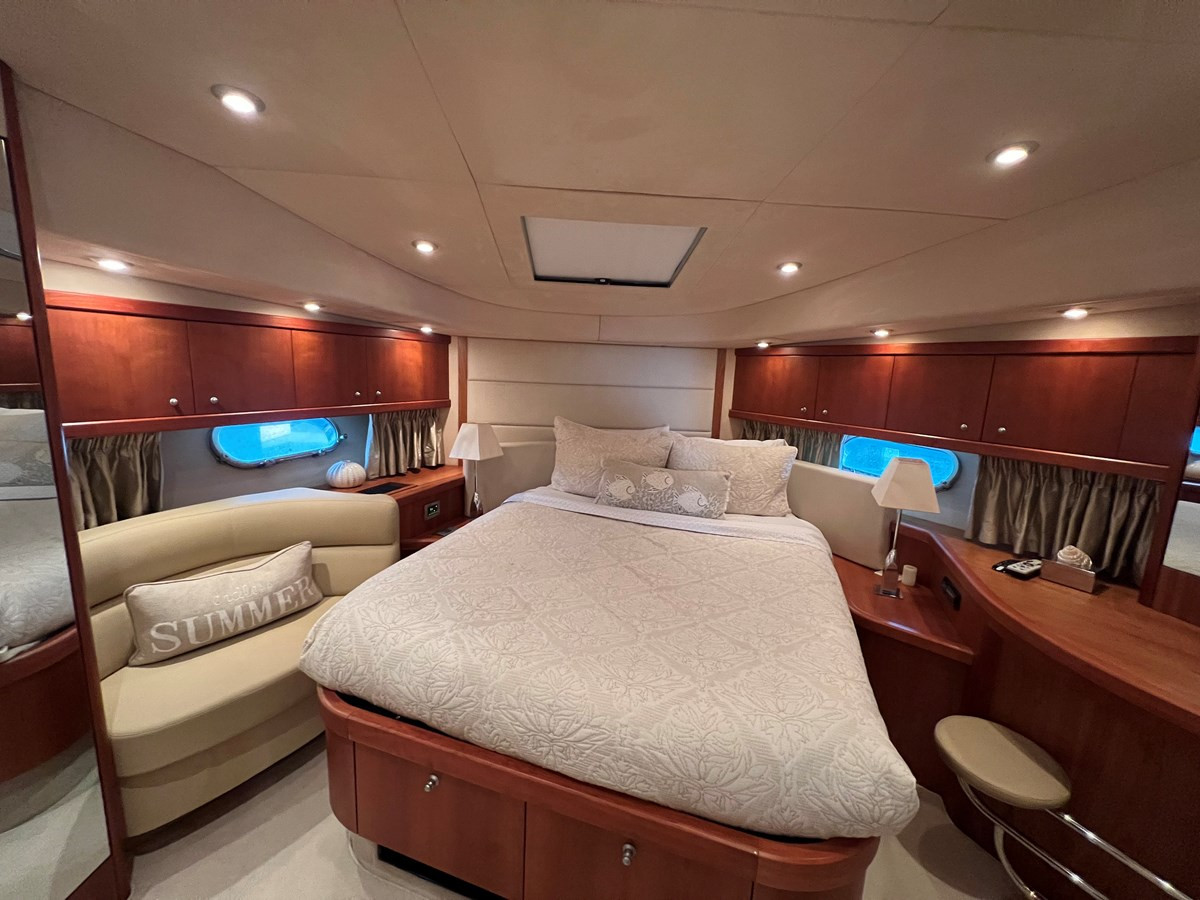 https://arconyachts.ams3.digitaloceanspaces.com/95657/conversions/large_4628358-optimize.jpg