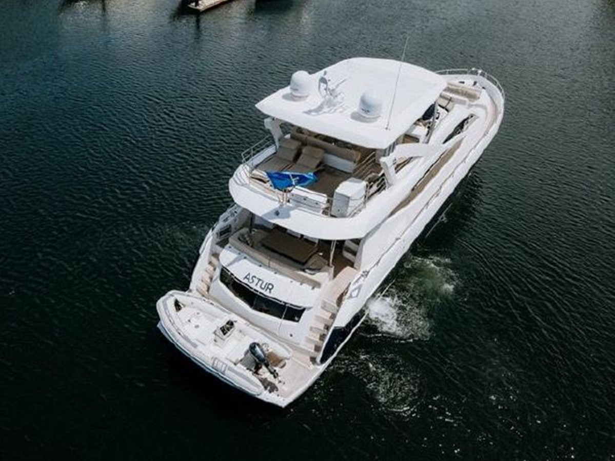 https://arconyachts.ams3.digitaloceanspaces.com/95698/conversions/large_3015787-optimize.jpg