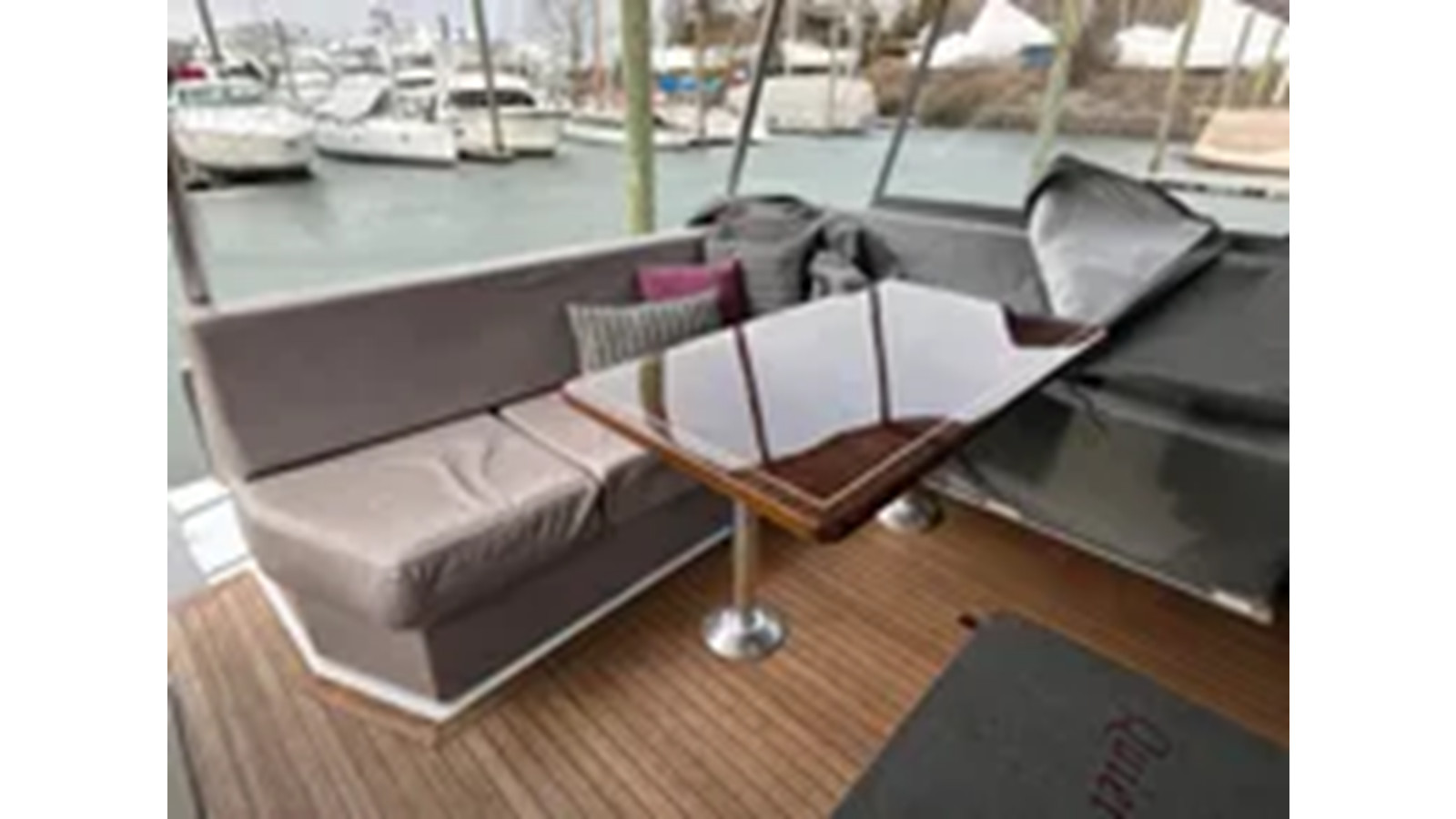 https://arconyachts.ams3.digitaloceanspaces.com/95750/conversions/large_4322670-optimize.jpg