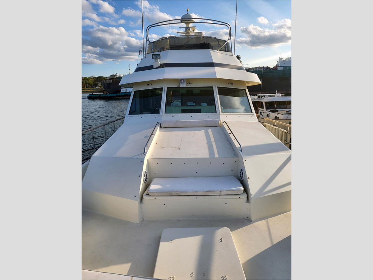 https://arconyachts.ams3.digitaloceanspaces.com/95896/conversions/large_4812012-optimize.jpg
