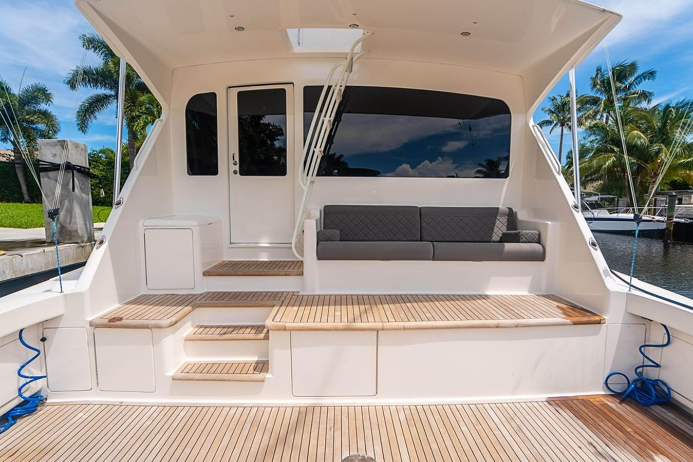 https://arconyachts.ams3.digitaloceanspaces.com/95982/conversions/large_2823997-optimize.jpg