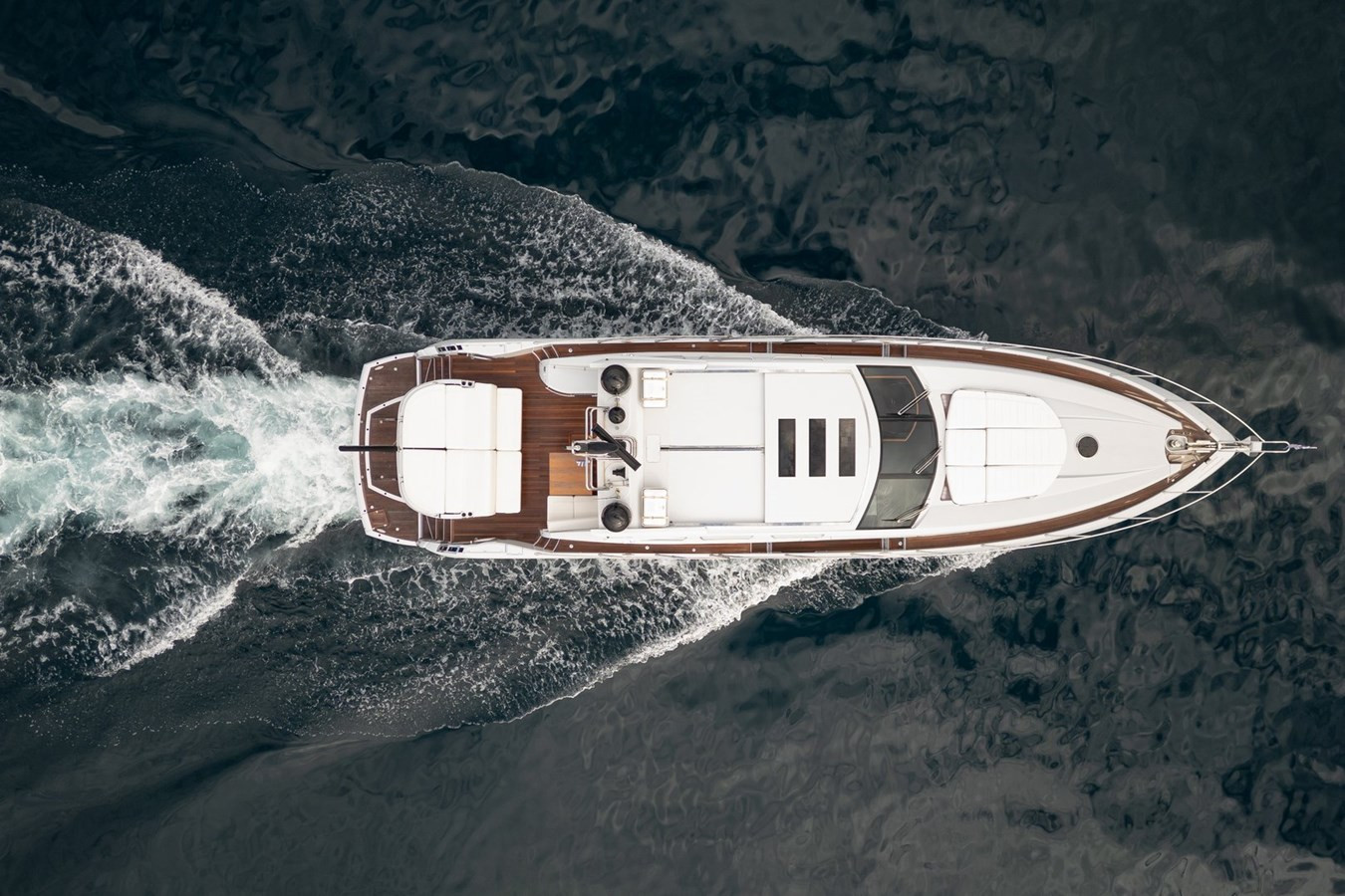 https://arconyachts.ams3.digitaloceanspaces.com/96541/conversions/large_4854058-optimize.jpg